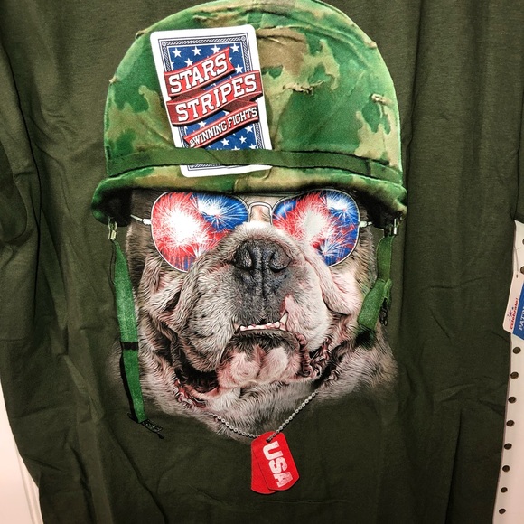 Patriotic Bulldog T-Shirt; USA 4th of July Themed Tee; Stars & Stripes multi NWT - Picture 1 of 7